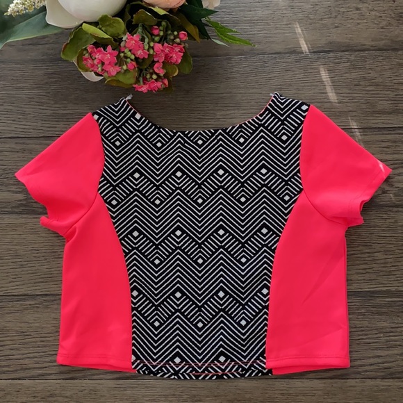 Hot pink and black Sequin Hearts Girls crop top 12 - Picture 5 of 5